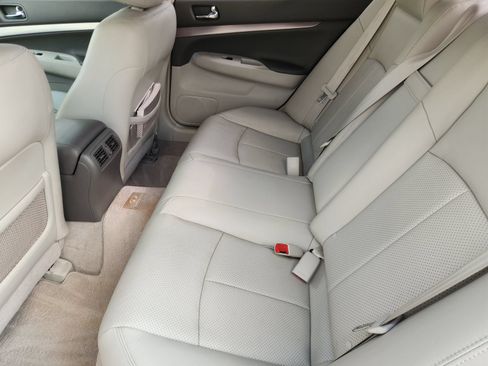 Used 2011 INFINITI G37 Journey w/ Premium Pkg RWD image 34