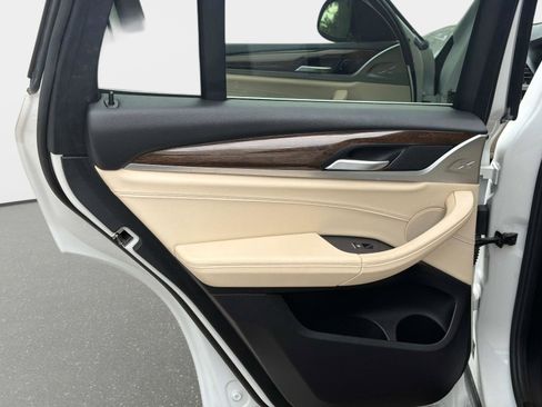 Used 2019 BMW X3 xDrive30i w/ Premium Package image 13