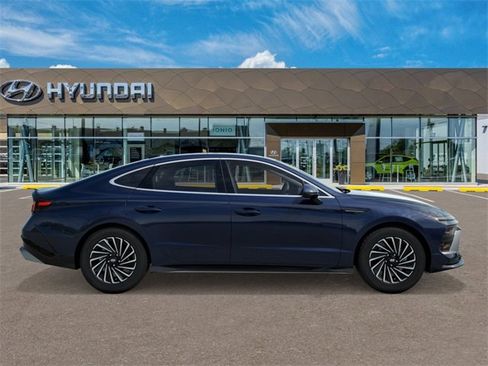 New 2026 Hyundai Sonata SEL image 7