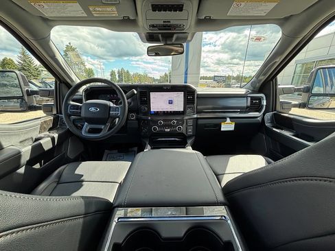 New 2026 Ford F350 Lariat w/ Black Appearance Package AWD/4WD image 22