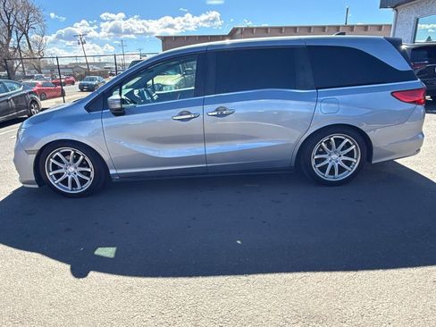 Used 2018 Honda Odyssey EX-L image 4