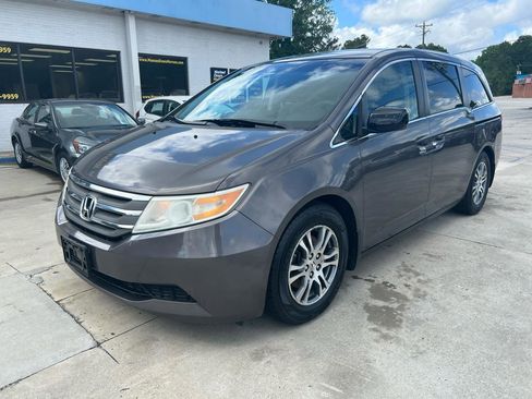 Used 2011 Honda Odyssey EX image 2