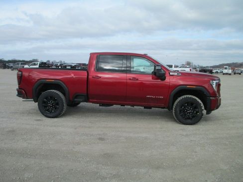 New 2026 GMC Sierra 2500 AT4 image 3