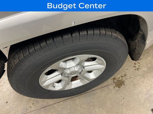 Used 2021 Toyota 4Runner SR5 Premium w/ Moonroof Package image 10