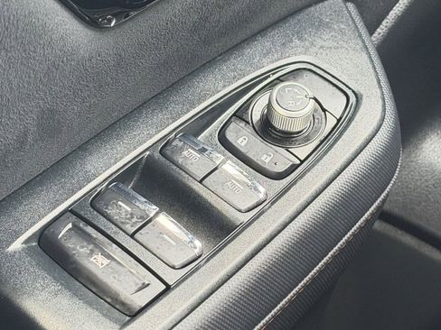 Certified 2025 Subaru Forester Touring AWD/4WD image 17