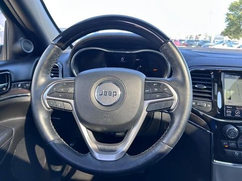 Used 2021 Jeep Grand Cherokee Overland image 11