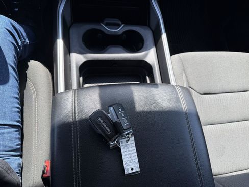 Used 2023 RAM 1500 Big Horn AWD/4WD image 14