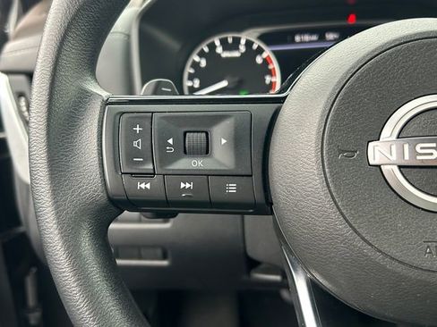 Used 2023 Nissan Rogue SV AWD/4WD image 20