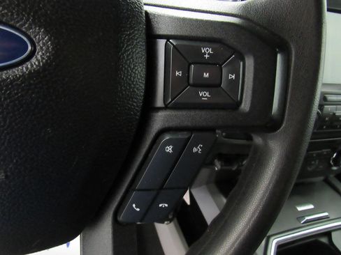 Used 2017 Ford F450 XLT w/ XLT Premium Package AWD/4WD image 39