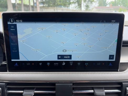 Used 2025 Lincoln Corsair AWD w/ Equipment Group 101A image 22