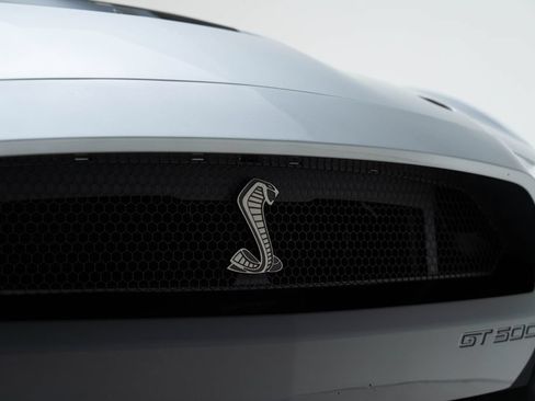 Used 2022 Ford Mustang Shelby GT500 w/ Carbon Fiber Track Pack RWD image 49