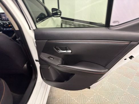 Used 2020 Nissan Sentra SR w/ Electronics Package FWD image 16