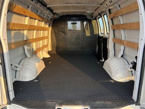 Used 2024 Chevrolet Express 2500 w/ Driver Convenience Package image 16