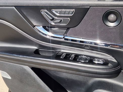 Used 2020 Lincoln Corsair Reserve w/ Equipment Group 201A image 29