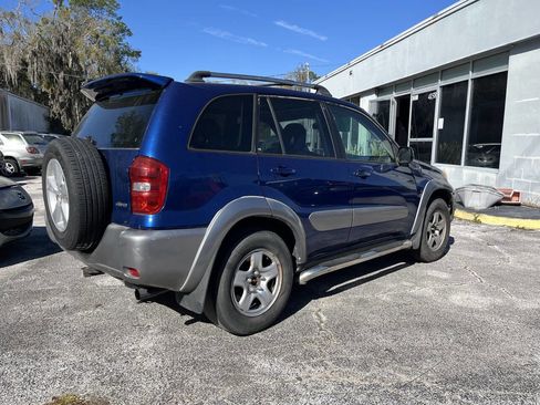 Used 2004 Toyota RAV4 4WD image 2