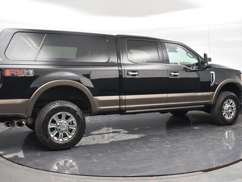 Used 2017 Ford F250 King Ranch w/ King Ranch Ultimate Package AWD/4WD image 18