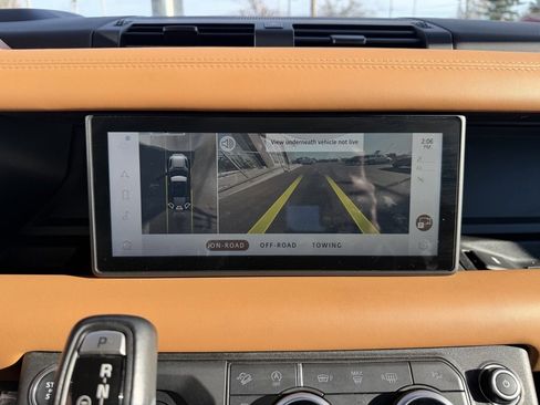 Used 2020 Land Rover Defender 110 X image 22