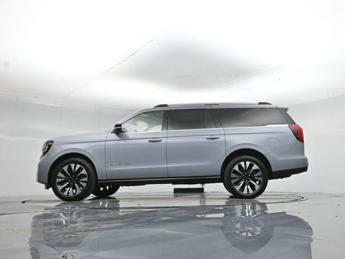 Used 2025 Ford Expedition Max Platinum w/ Driver's Package image 67