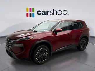 Used 2025 Nissan Rogue SL w/ Tech Package video 1