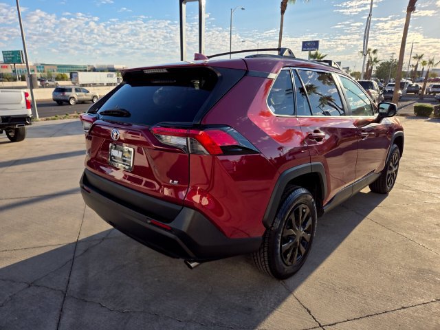 Used 2019 Toyota RAV4 LE w/ Carpet Mat Package FWD image 6