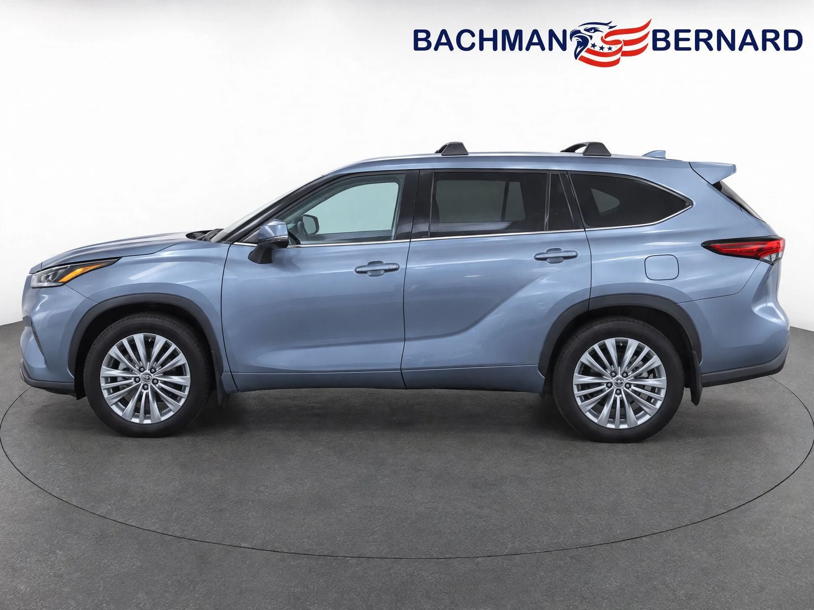 Used 2021 Toyota Highlander Platinum AWD/4WD image 4
