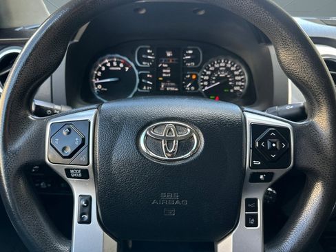 Used 2018 Toyota Tundra SR5 w/ SR5 Upgrade Package image 16