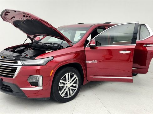 Certified 2023 Chevrolet Traverse High Country image 10