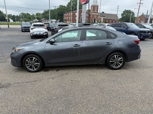 Used 2024 Kia Forte LXS FWD image 5