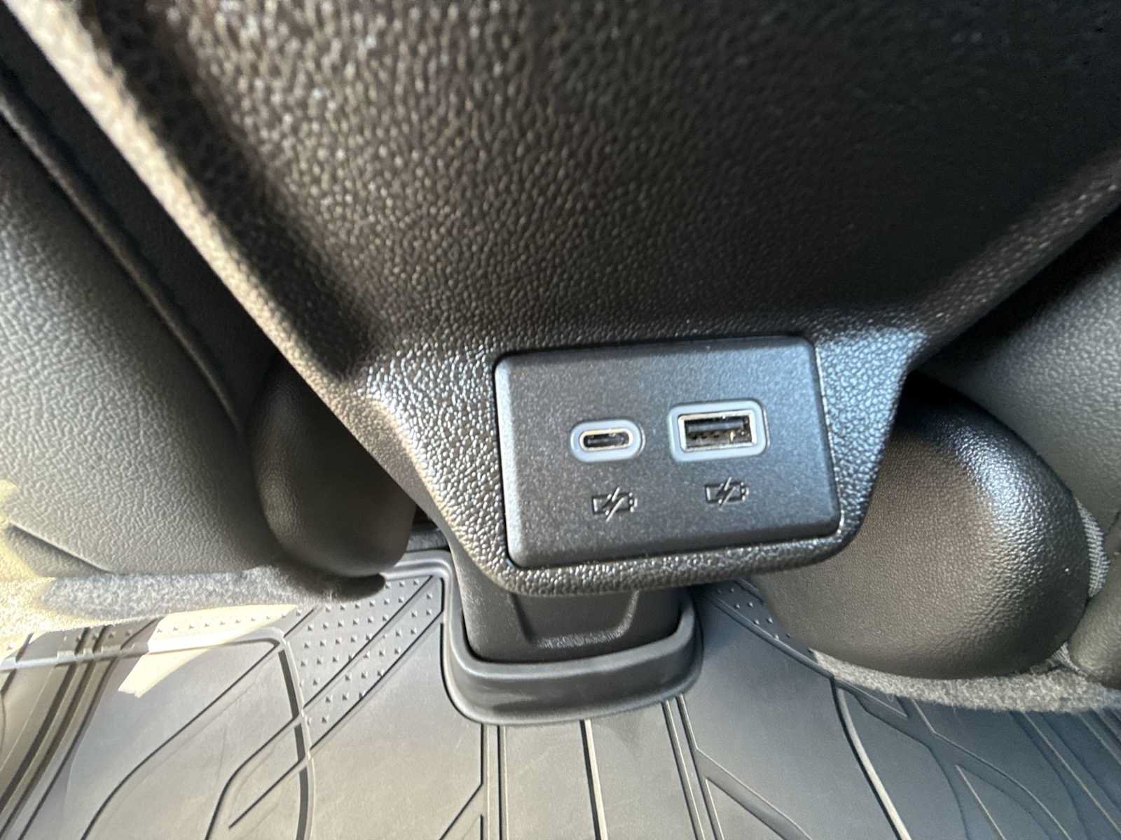 Certified 2023 Chevrolet Bolt LT w/ Infotainment Package FWD image 20