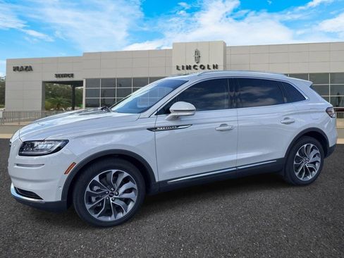 Used 2023 Lincoln Nautilus Reserve AWD/4WD image 7
