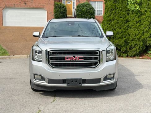Used 2015 GMC Yukon SLT RWD image 2
