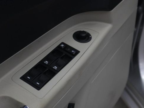 Used 2006 Chrysler 300 SRT8 w/ SRT Option Group II image 24