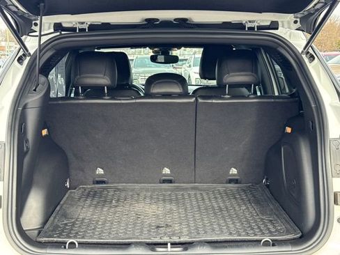 Used 2022 Jeep Compass Altitude w/ Sun and Sound Group image 10