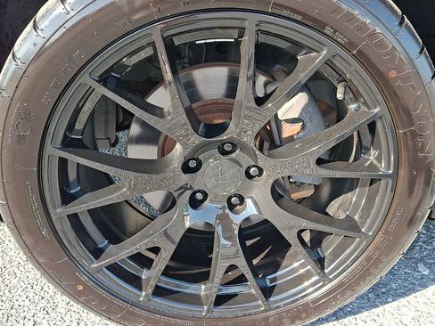 Used 2010 Dodge Challenger R/T RWD image 8