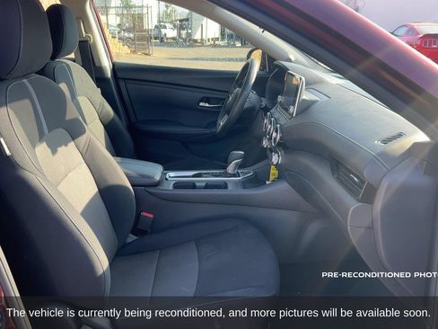 Used 2024 Nissan Sentra SV FWD image 13