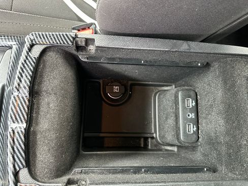 Used 2018 Dodge Charger R/T w/ Navigation & Travel Group image 26