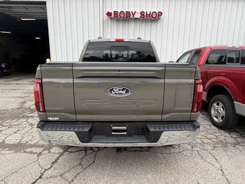 Used 2025 Ford F150 Lariat w/ Equipment Group 501A Mid AWD/4WD image 8
