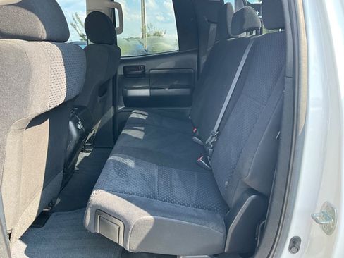 Used 2010 Toyota Tundra 4x4 Double Cab image 18