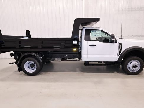 New 2026 Ford F550 4x4 Regular Cab Super Duty image 2