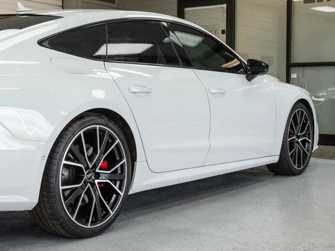 Used 2022 Audi S7 Prestige w/ Prestige Package image 39