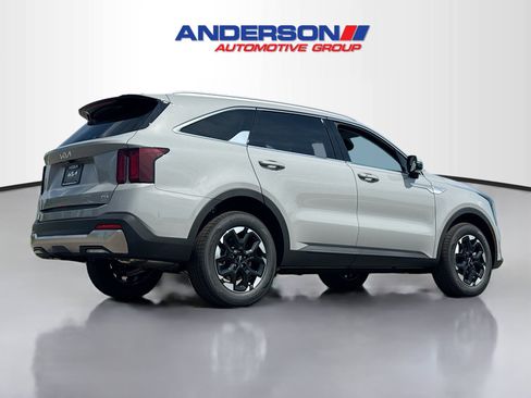 New 2026 Kia Sorento S AWD/4WD image 2
