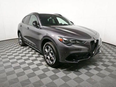 New 2025 Alfa Romeo Stelvio Sprint w/ Convenience Package AWD/4WD image 6