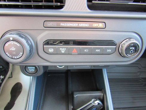 New 2026 Ford Maverick Lariat w/ Black Appearance Package AWD/4WD image 19