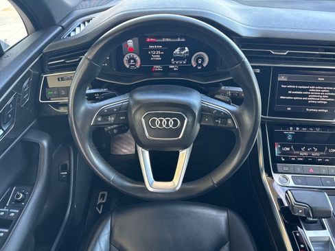 Used 2023 Audi Q7 2.0T Premium w/ Convenience Package AWD/4WD image 8
