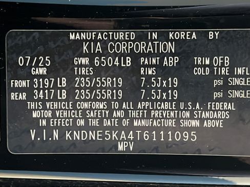 Used 2026 Kia Carnival SX Prestige FWD image 28