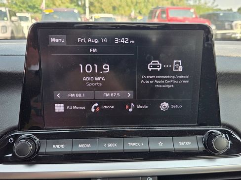 Used 2022 Kia Forte LXS FWD image 18