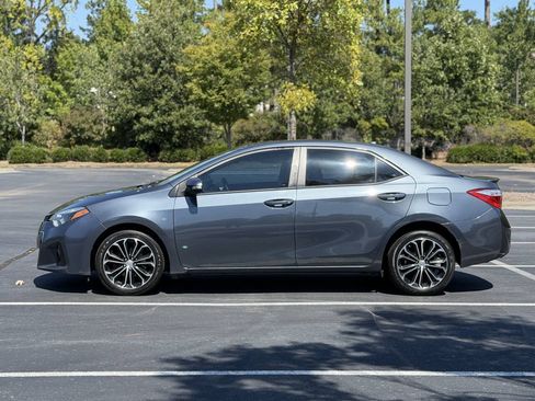 Used 2015 Toyota Corolla S w/ Driver Convenience Package FWD image 4