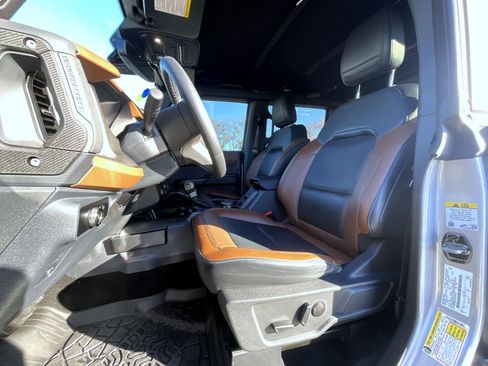 Used 2024 Ford Bronco Outer Banks image 21