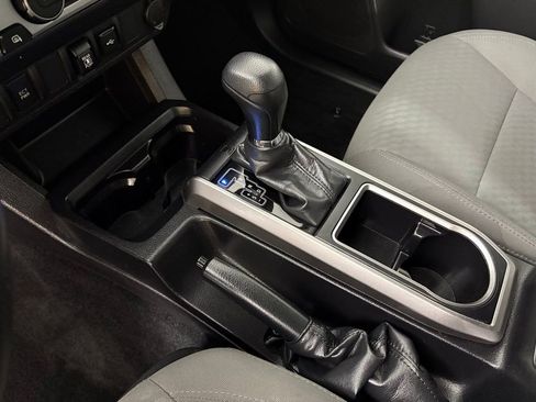 Used 2023 Toyota Tacoma SR5 image 31