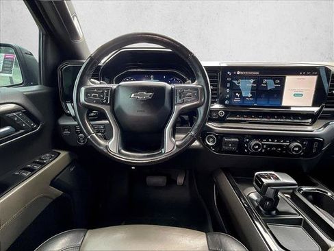 Used 2023 Chevrolet Silverado 1500 ZR2 w/ Technology Package AWD/4WD image 7